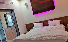 Hotel Sardar Rooms