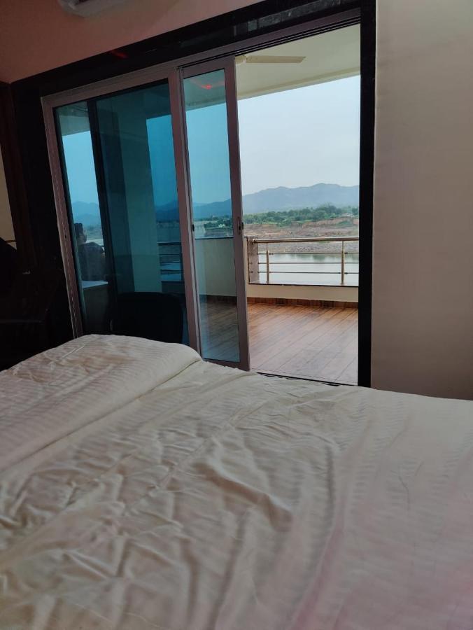 Hotel Sardar Rooms Garudeshwar Exterior photo
