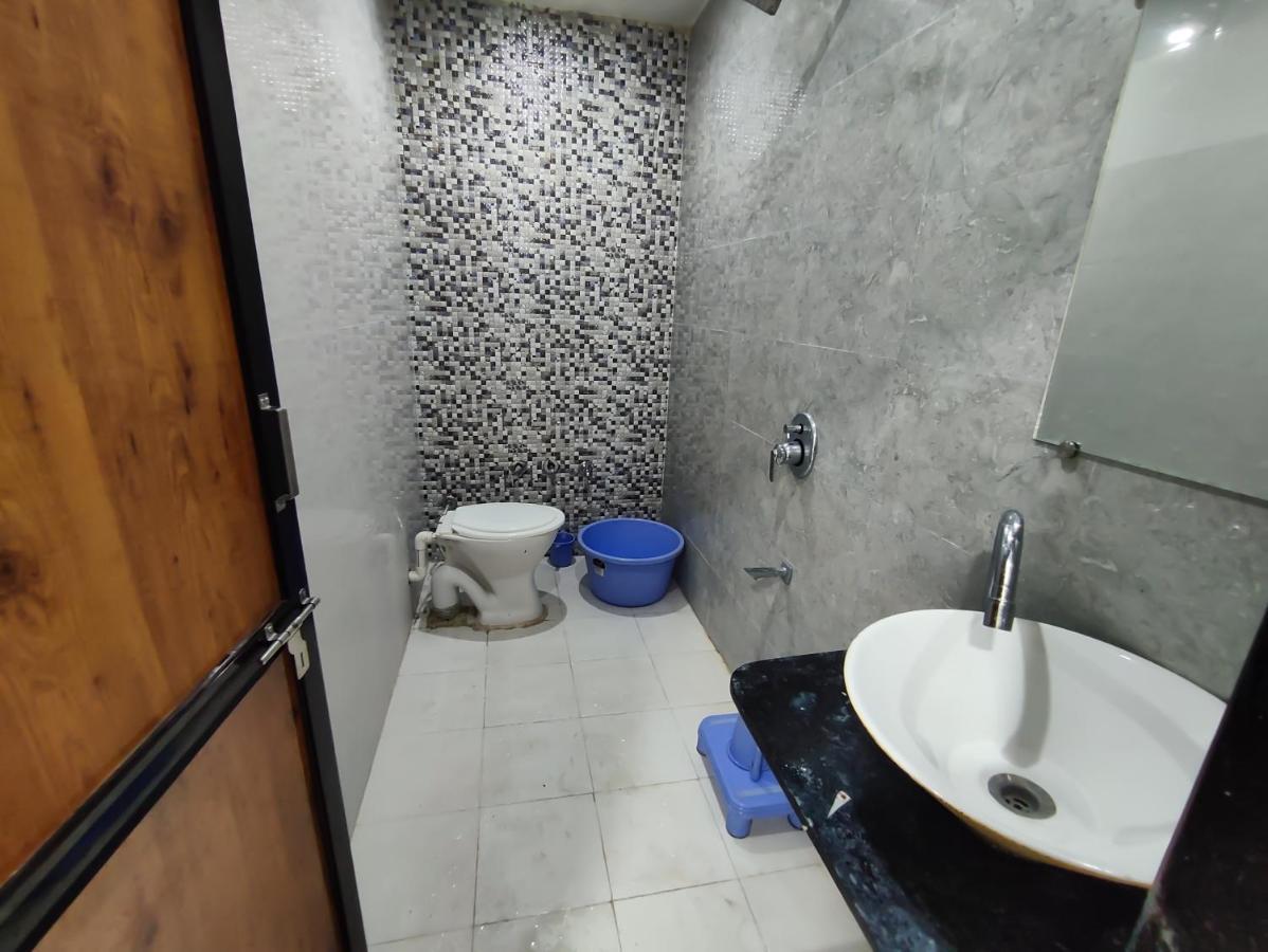 Hotel Sardar Rooms Garudeshwar Exterior photo