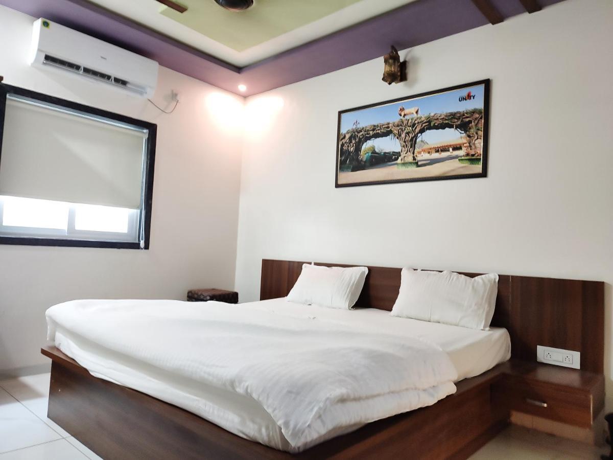 Hotel Sardar Rooms Garudeshwar Exterior photo