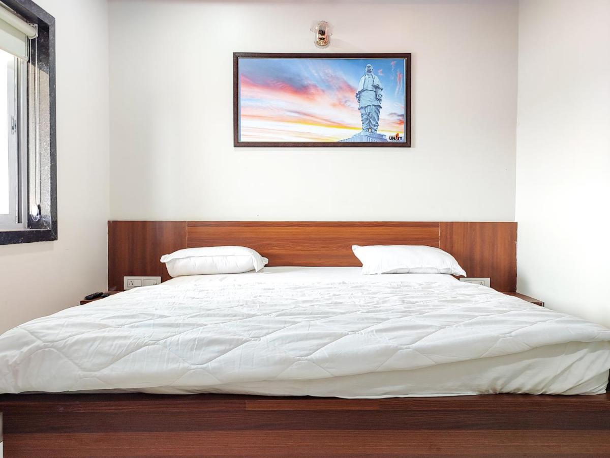 Hotel Sardar Rooms Garudeshwar Exterior photo